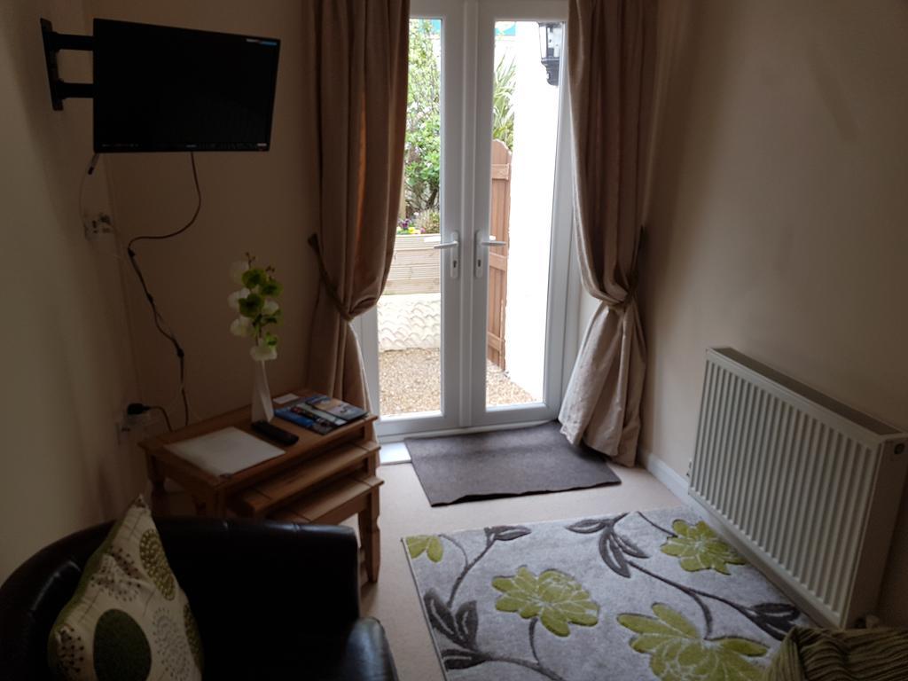 The Trelinda Guest House Ньюки Экстерьер фото